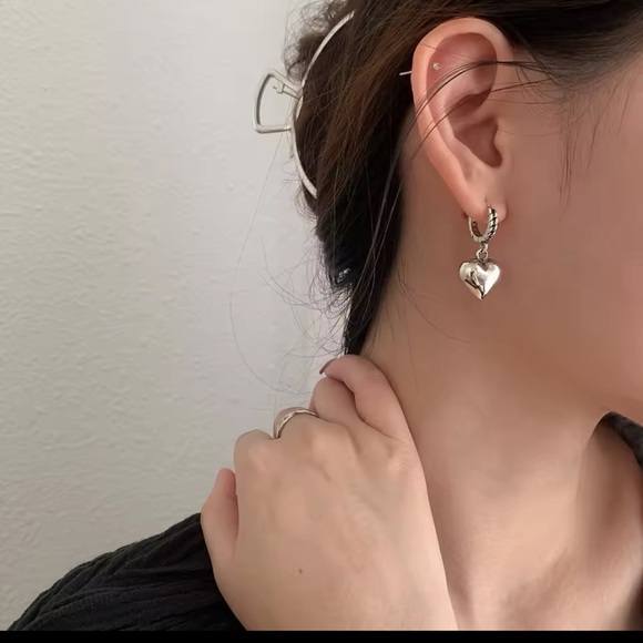 Love & Peace Harmony: Mismatched Silver Earrings - Picture 7 of 8